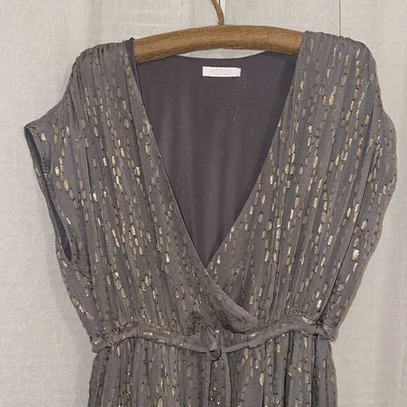MESOP 12 Gray Gold Metallic Pleated Drop Waist V-Neck Sleeveless Tie Waist Dress - Picture 3 of 14